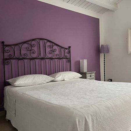 모디카 키키 디 멜로그라노 B&B 외부 사진