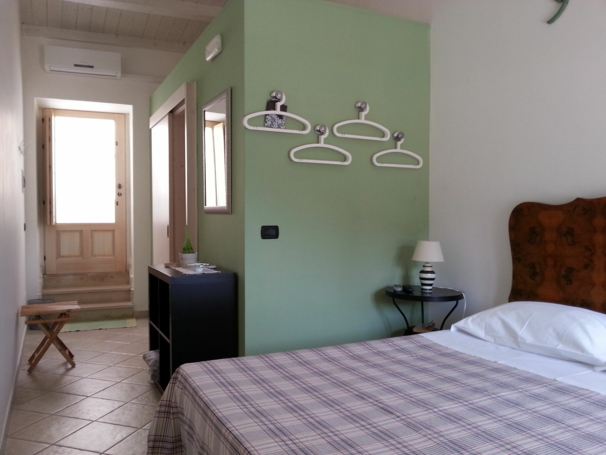 모디카 키키 디 멜로그라노 B&B 외부 사진